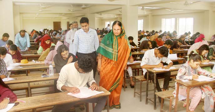 পাবিপ্রবিতে প্রথম বর্ষের গুচ্ছ পদ্ধতির ‘বি’ ইউনিটের ভর্তি পরীক্ষা অনুষ্ঠিত