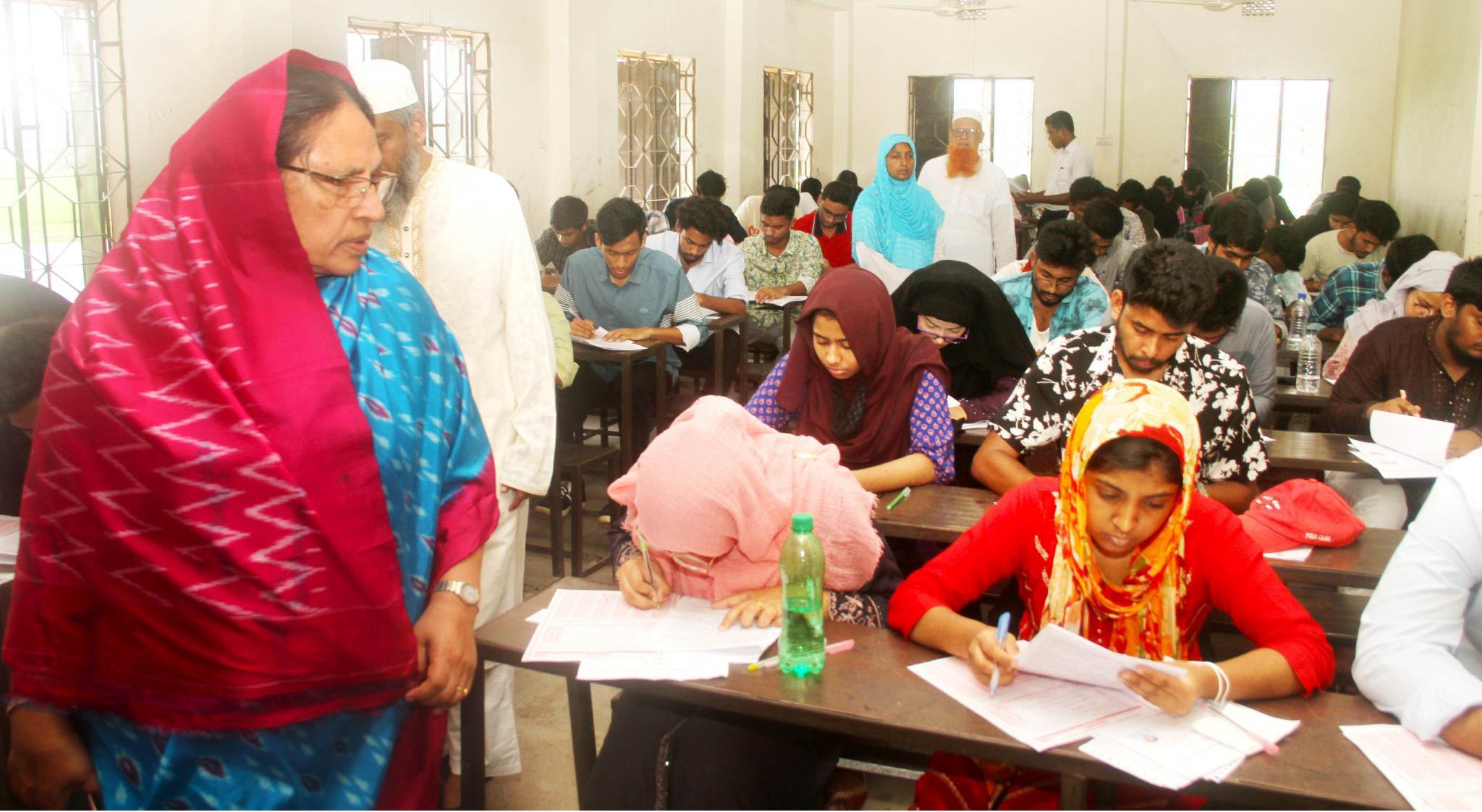 পাবিপ্রবিতে প্রথমবর্ষের গুচ্ছ পদ্ধতির ‘এ’ ইউনিটের ভর্তি পরীক্ষা অনুষ্ঠিত 